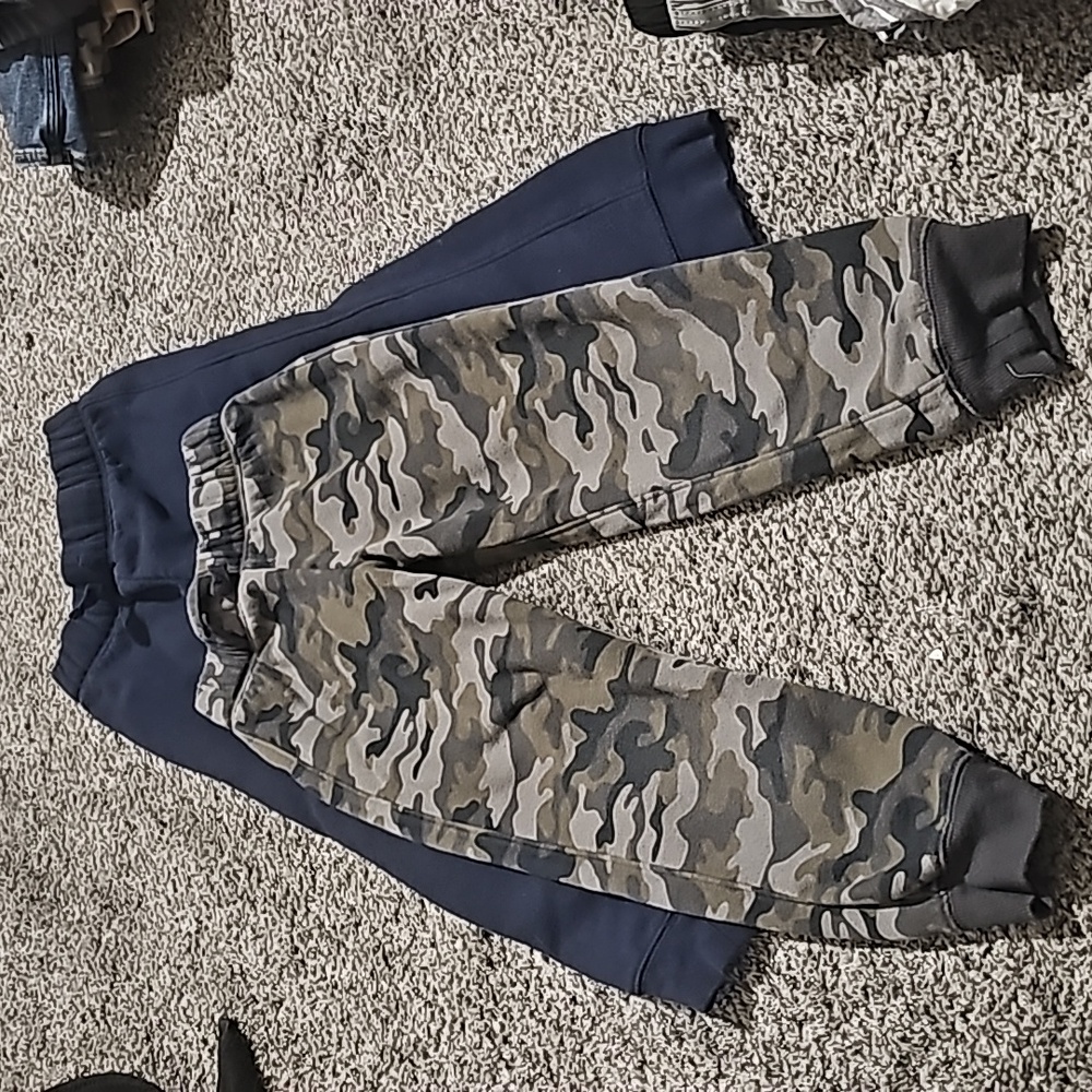 Jumping Beans Boys joggers size 6 two pair